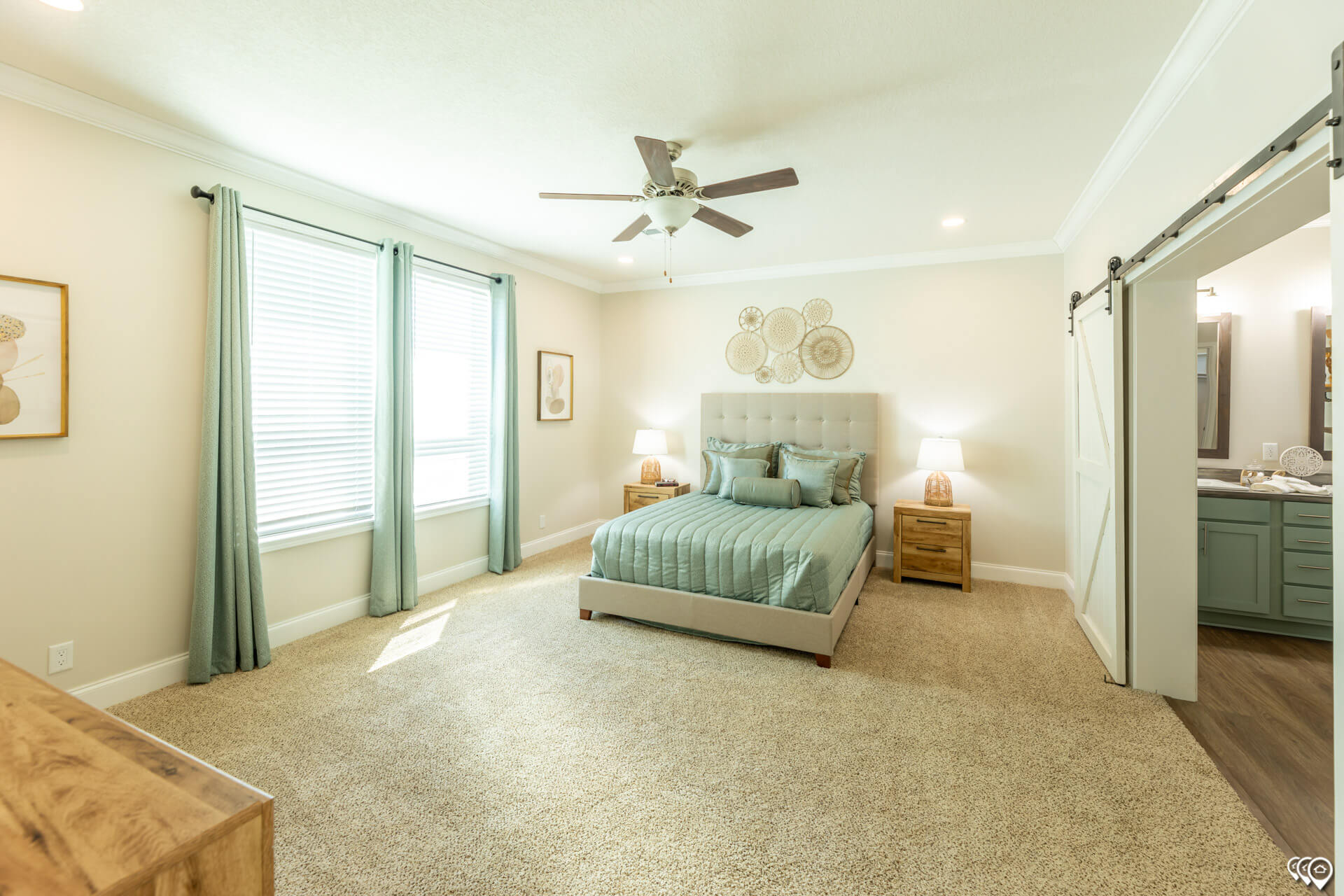 Classic Series DW / Cedar Lake 1023-84-4-32 by Regional Homes of